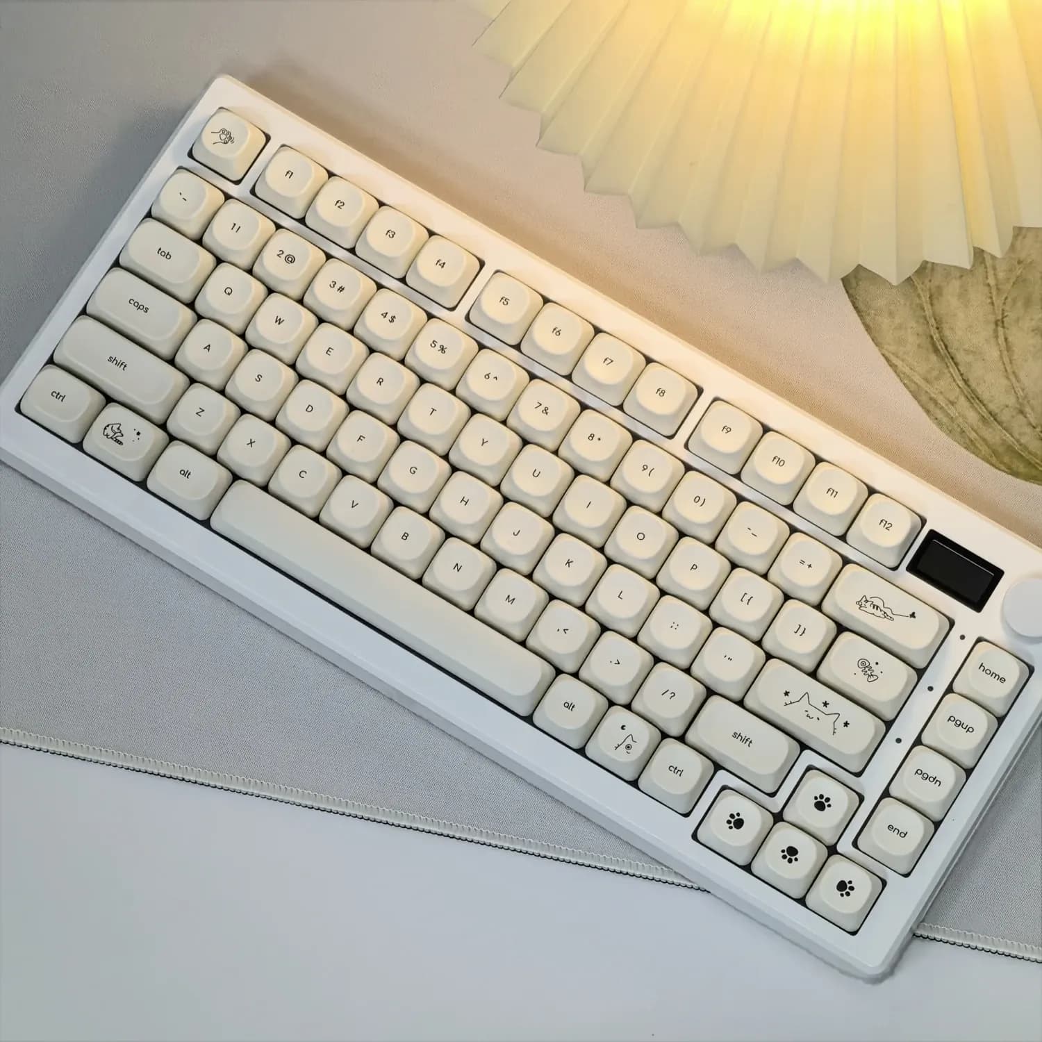 Milky White Cat PBT Keycap Set, 124 Keys, MOA Profile